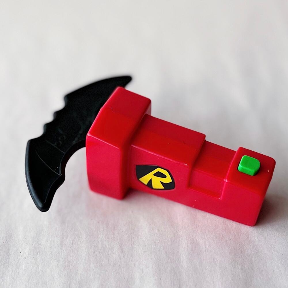Teen Titans Go! Robin Batarang Launcher 2019 McDonald's Happy Meal Toy